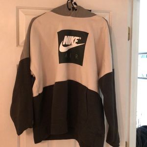 Men’s Nike hoodie